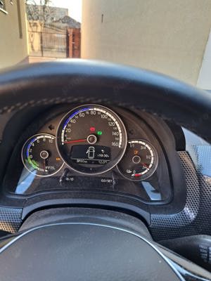 Vand Vw E Up 2023 stare impecabila - imagine 2