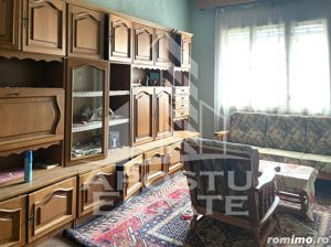 Casa de vanzare cu spatiu comercial si garaj,  zona centrala - imagine 4