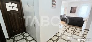 Apartament 3 camere 80 mpu 2 bai 2 parcari gradina 100 mp in Selimbar - imagine 11