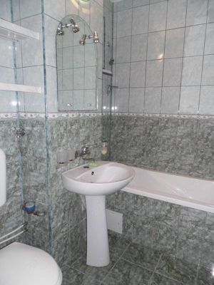 Apartament decomandat 2 camere Mihail Kogălniceanu (CT) - imagine 4