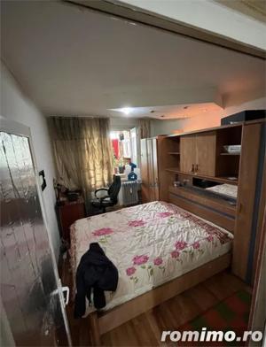 Vanzare Apartament 4 Camere Semidecomandat Aparatorii Patriei - imagine 4