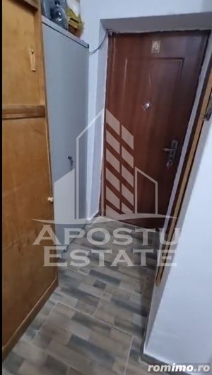 Garsoniera cu boxa, bloc anvelopat, zona Calea Lipovei - imagine 3