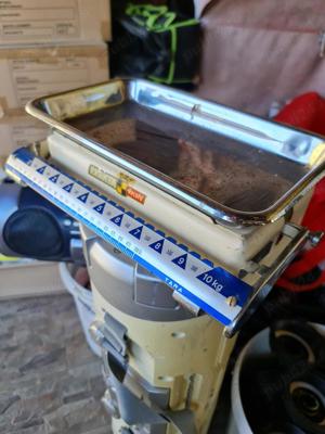 Cantar de bucătărie cu balanță 