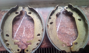 saboti (chit complet )pt.frine spate Peugeot 306 sau Citroien LX - imagine 2