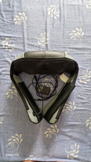 Aparat masaj cervical nou.