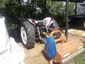 vand tractor  50 cai  - imagine 7