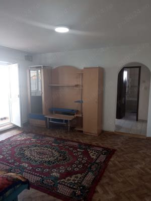 Vand apartament 2 camere - imagine 10