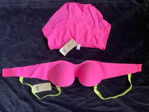 Set lenjerie intima sexy dama roz neon firma Victoria's Secret - imagine 5