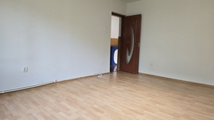 Apartament 2 camere in Deva, zona Gojdu, et 1 - imagine 3