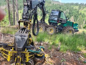  Vand utilaj exploatare forestiera - Harvester - imagine 2