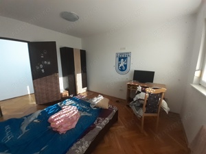  Apartartament 3 camere, etaj intermediar cu lift, vedere pe 2 parti.  - imagine 2