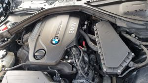 BMW Seria 3 318d xDrive Advantage - imagine 8