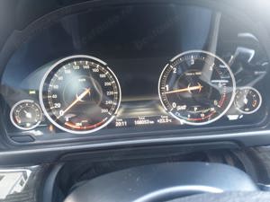 BMW Seria 5 525d xDrive Luxury! - imagine 19