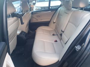 BMW Seria 5 525d xDrive Luxury! - imagine 11