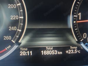BMW Seria 5 525d xDrive Luxury! - imagine 20