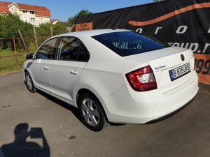 Skoda Rapid 1.4 TDI Ambition DSG cu Cutie Viteze Automată, Jante Aliaj, Senzori Parcare!!! - imagine 6
