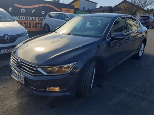 Volkswagen Passat 2.0 TDI DSG Comfortline Automat - imagine 3