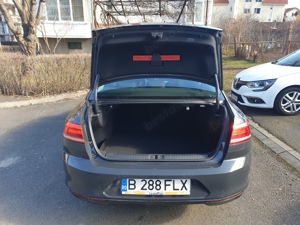 Volkswagen Passat 2.0 TDI DSG Comfortline Automat - imagine 9