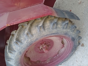 Tractor u650  - imagine 5