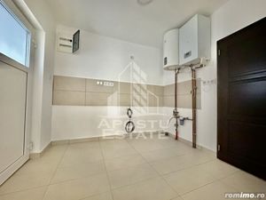 Apartament cu 2 camere, etaj 1,  pod propriu, la asfalt, Giroc - imagine 6