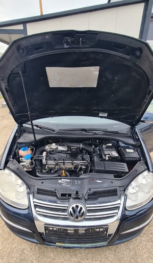 Dezmembram VW Jetta 1.9 tdi cod motor BKC 105CP an 2005-2010 - imagine 2