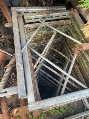 Vând schela metalica, popi metalici, vincluri, furci pentru cofraje  - imagine 7