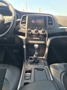 Renault Megan Sedan  - imagine 4