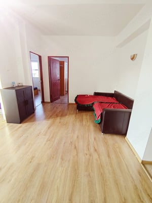 Inchiriez apartament