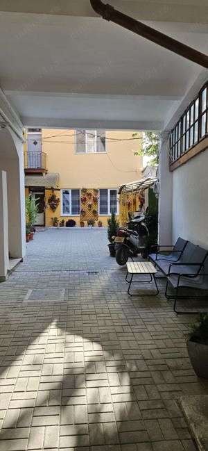 Vand apartament  in centrul istoric langa Piata Mica - Tribunalul Sibiu. - imagine 9