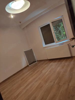 Apartament 2 camere Sid-Vest, parter,S-50 mp - imagine 3