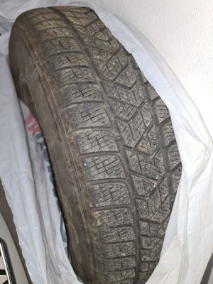 Vând 4 genti cu cauciucuri iarna pirelli 215/65/17 - imagine 8