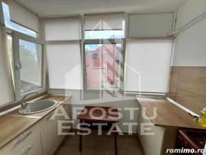 Apartament cu 3 decomandat, camere in zona Aradului - imagine 7