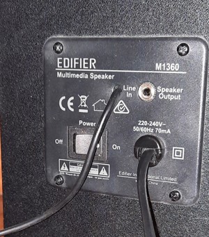  Vând Statie audio  Edifier M1360, Multimedia Speaker  Sistem 2.1, 8.5W RMS, telecomanda. 150 lei - imagine 1