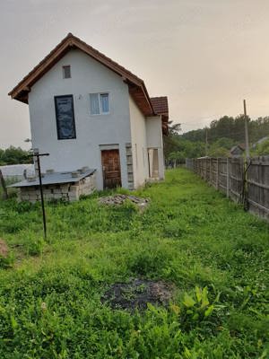 Casa de vanzare P + Etaj - imagine 5