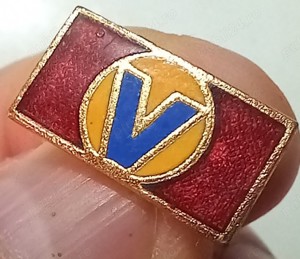 pin și baretă tricolore, pentru purtat sau colecționat - imagine 7