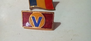 pin și baretă tricolore, pentru purtat sau colecționat - imagine 3