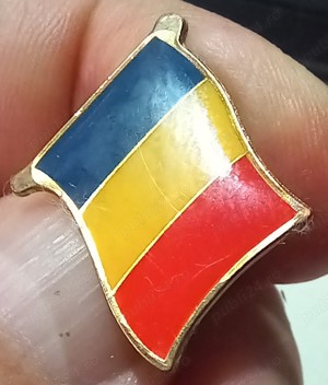 pin și baretă tricolore, pentru purtat sau colecționat - imagine 8