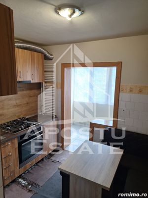 Apartament cu 3 camere, decomandat, zona Girocului - imagine 2