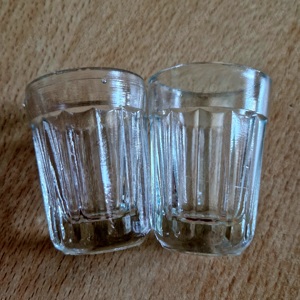 6 pahare mici sticla shot   tarie - imagine 4