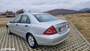 Mercedes c 220 CDI Dublu Climatronic Fără Rugină 158.000Km - imagine 3