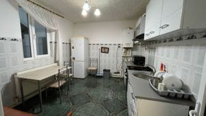 Casa cu etaj si 3 camere de vanzare in Galati, Siderurgistilor, sup. utila 135mp - imagine 3