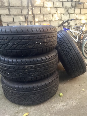 Jante + anvelope noi de iarna Land Rover 