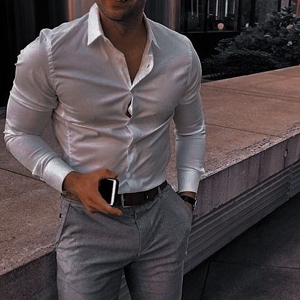 Discret, educat, pentru Cupluru,Doamne, Domnisoare!