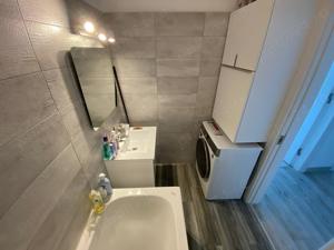 Vând apartament cu 3 camere  - imagine 5