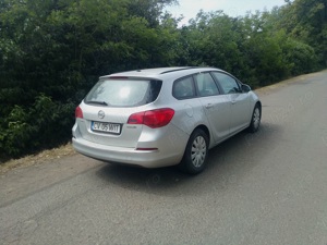 Opel Astra J - imagine 2