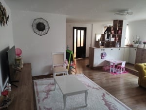 De vânzare apartament 3 camere 96 mp utili + loc de parcare +  box    - imagine 8