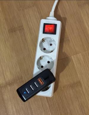 Incarcator Hama 33 W 4 porturi - imagine 2