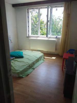 vanzare apartament 4 camere - imagine 2