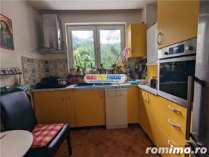 Busteni,apartament 3 camere superb,suprafata utila 120 mp,mobilat,util - imagine 13