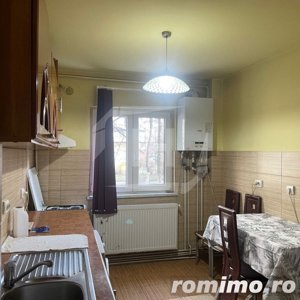 Apartament cu 3 camere decomandat, zona Aurel Vlaicu - imagine 5